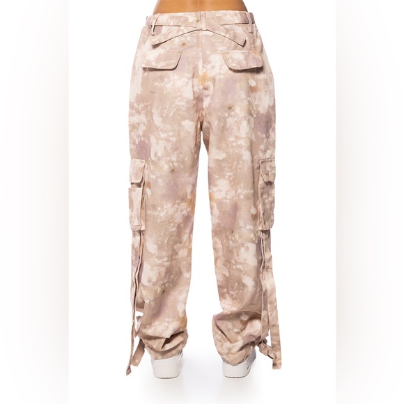 NWT AKIRA ‘Quinn’ Relaxed Cargo Pants - Picture 2 of 15